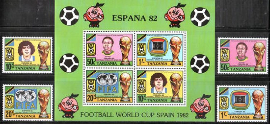 Почтовая марка Футбол. Танзания. Михель № 197-200, Блок 27