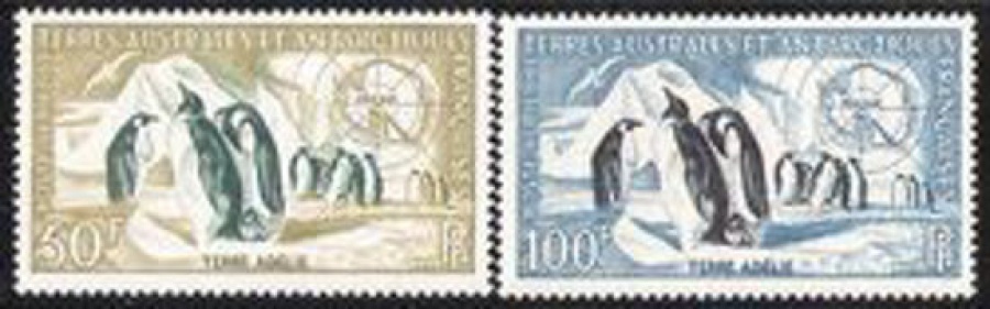 Почтовая марка Французские территории в Антарктике. Михель № 8-9
