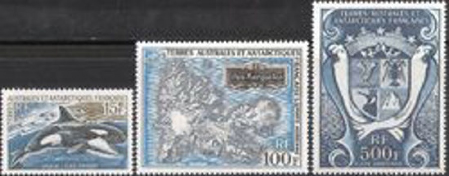 Почтовая марка Французские территории в Антарктике. Михель № 52-54