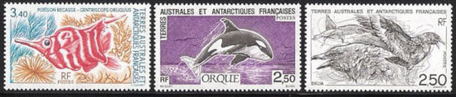 Почтовая марка Французские территории в Антарктике. Михель № 303-305