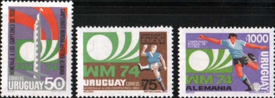 Почтовая марка Футбол. Уругвай. Михель № 1302-1304