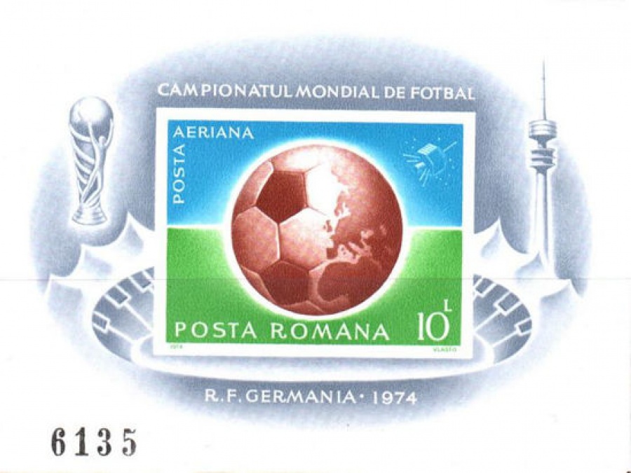 Почтовая марка Футбол. Румыния. Михель Блок № 115