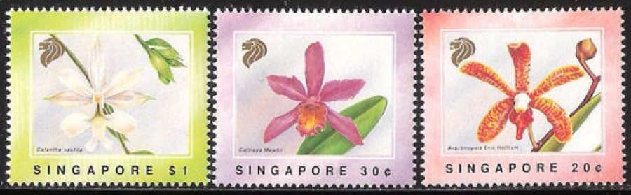 Почтовая марка Флора. Сингапур. Михель № 633-635