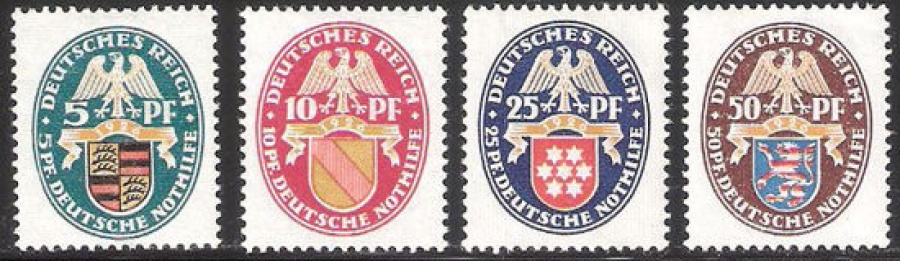 Почтовая марка РЕЙХ. Германия. Михель № 398-401*