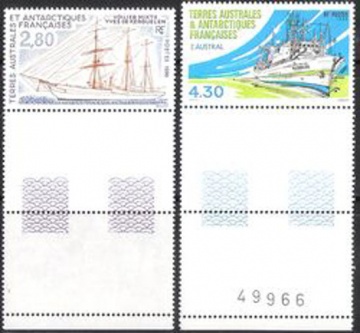 Почтовая марка Французские территории в Антарктике. Михель № 344-345