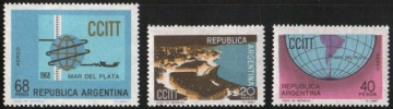 Почтовая марка «Антарктика». Аргентина. Михель № 1003-1005